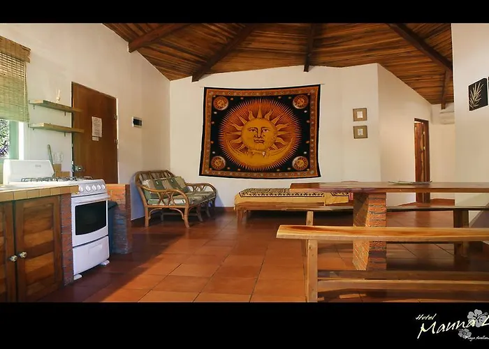 Mauna Loa Hotel 3*