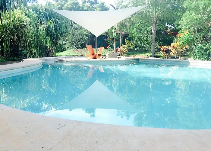 Mauna Loa Hotel 3*